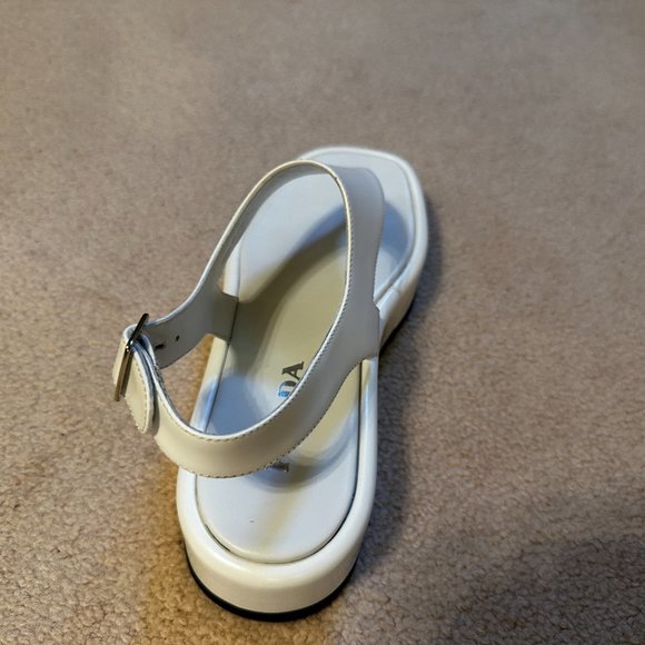 PRADA Leather platform thong sandals - Picture 2 of 7